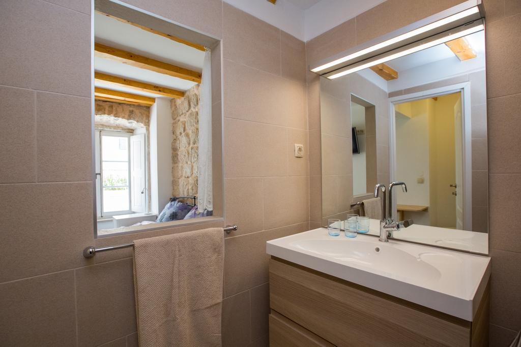 City Walls Hostel Дубровник Екстериор снимка