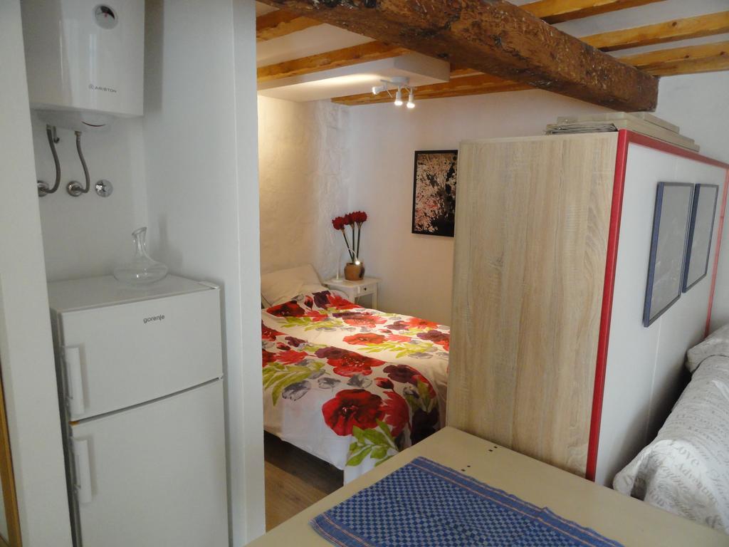 City Walls Hostel Дубровник Екстериор снимка